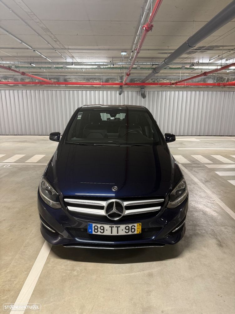 Mercedes-Benz B 180 - 4