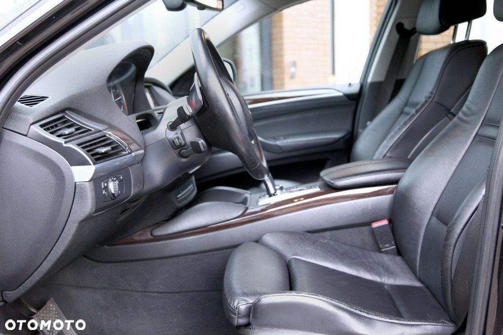 BMW X6 - 16