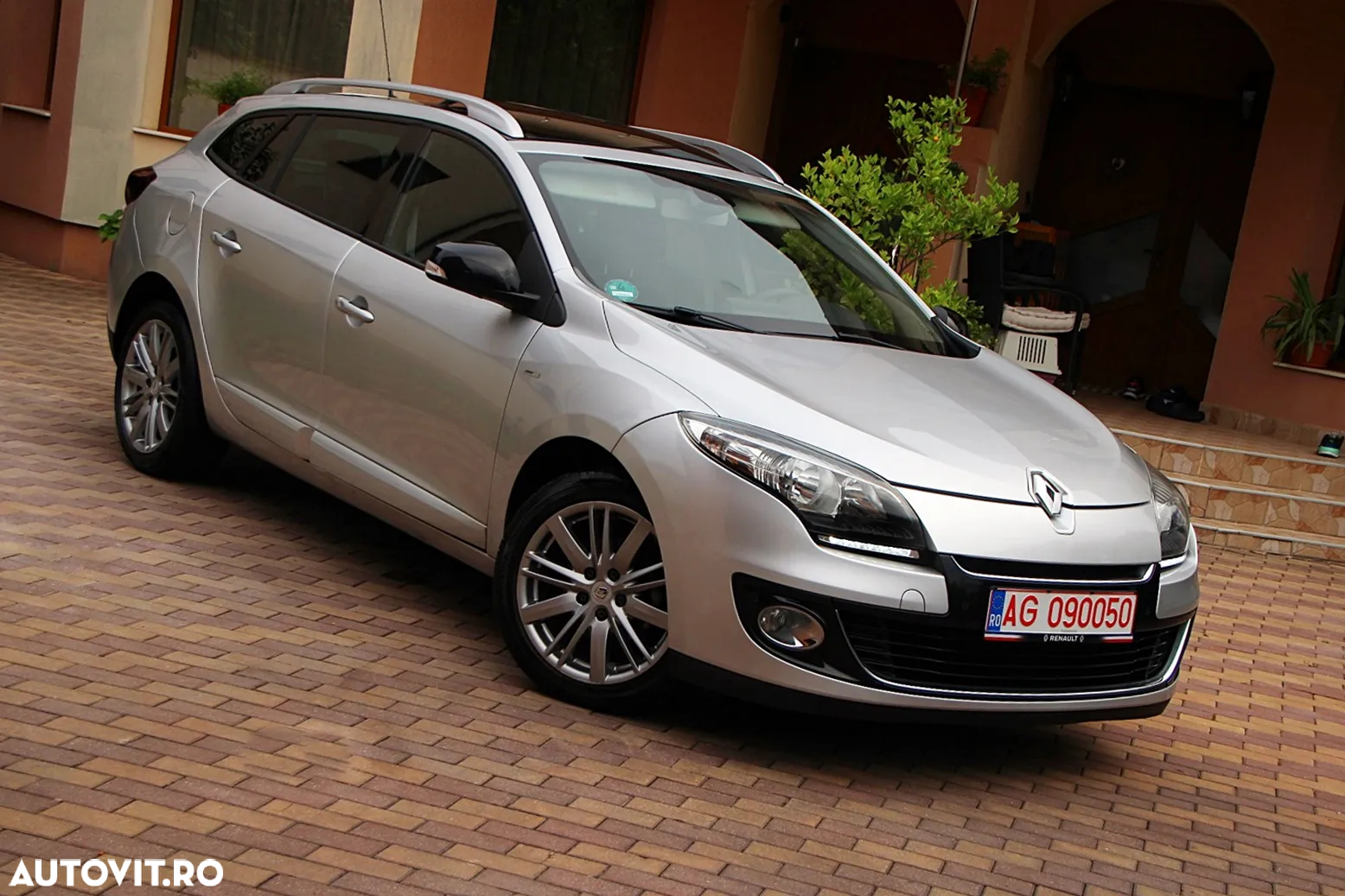 Renault Megane Grandtour ENERGY dCi 110 Start & Stopp Bose Edition - 10