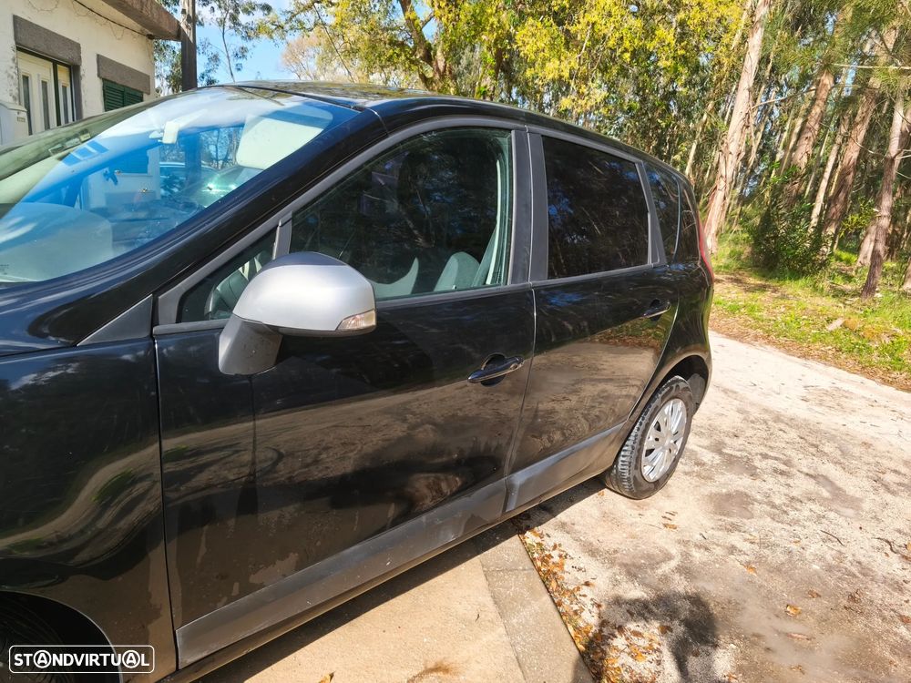 Renault Scénic 1.5 dCi Dynamique S - 7