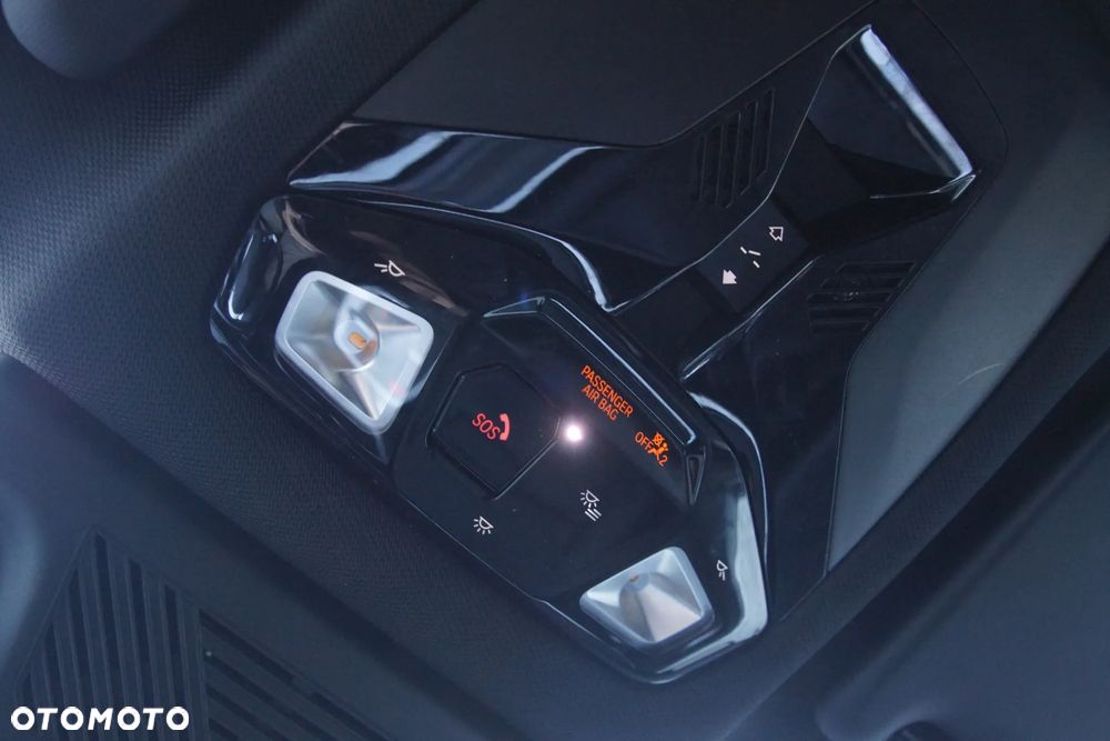 BMW X1 - 32