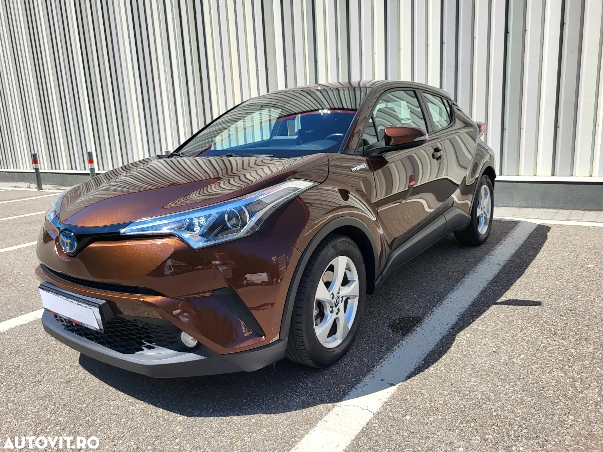 Toyota C-HR 1.8 HSD 4x2 CVT C-enter - 13