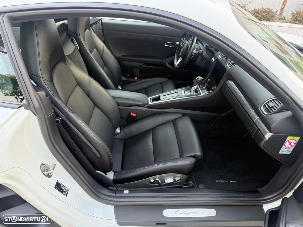 Porsche 718 - 16