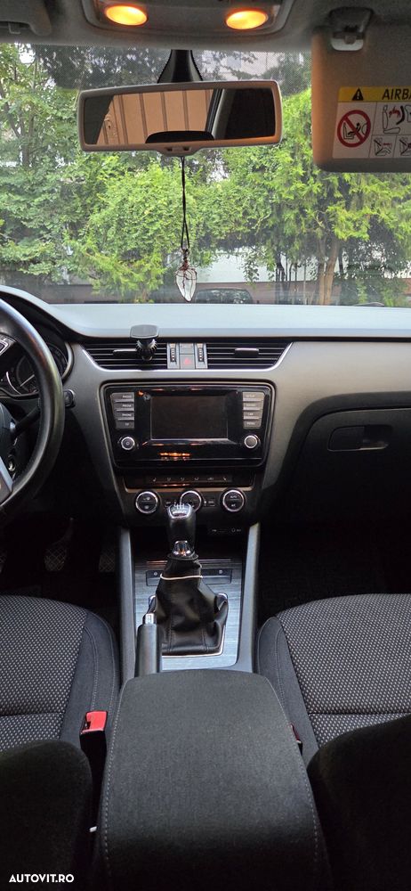 Skoda Octavia 2.0 TDI 4x4 Scout - 7