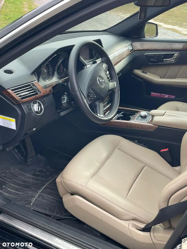 Mercedes-Benz Klasa E 350 CDI DPF BlueEFFICIENCY 7G-TRONIC Avantgarde - 17