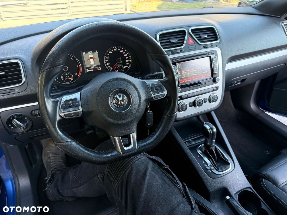 Volkswagen Scirocco 2.0 TDI DSG - 11