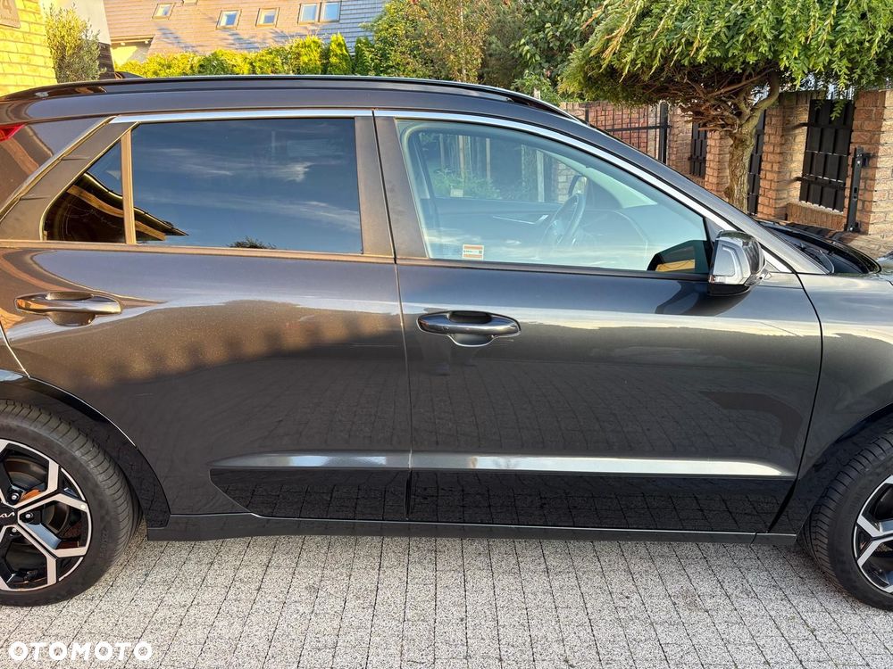 Kia Niro 1.6 GDI Hybrid Business Line - 17