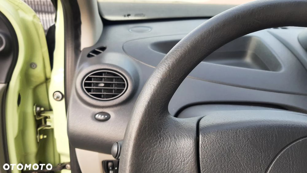 Renault Twingo 1.2 8V Access - 15