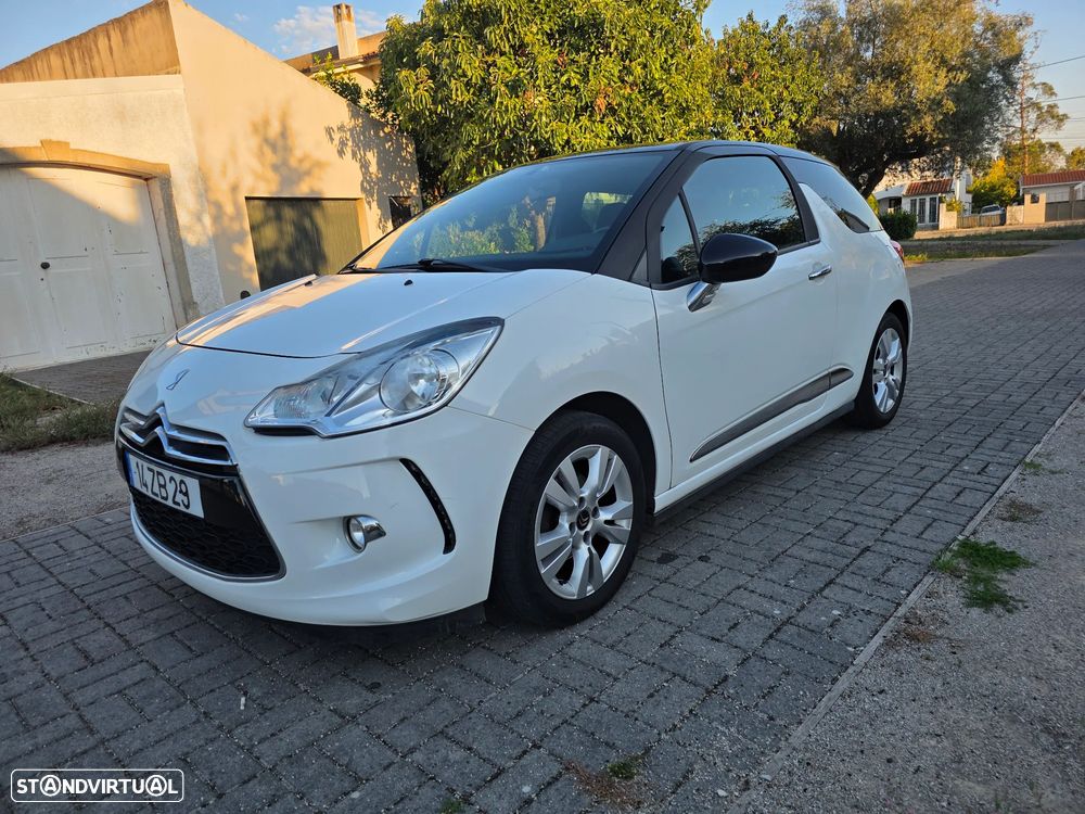 Citroën DS3 1.2 VTi So Chic - 1