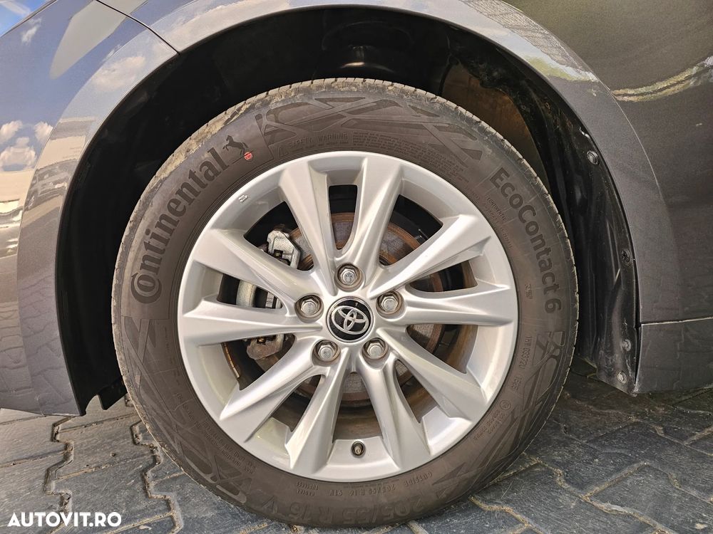 Toyota Corolla 1.8 HSD Business - 4
