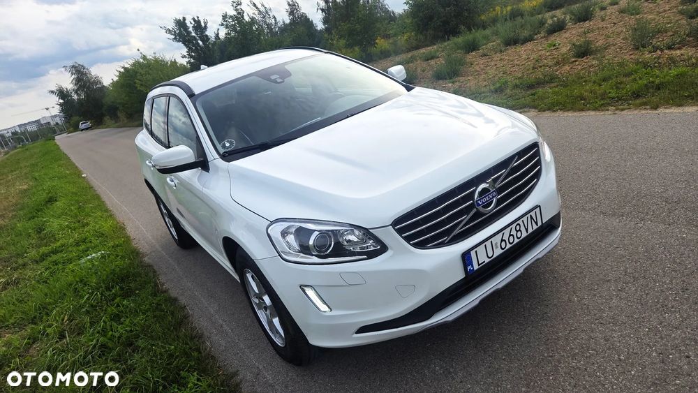 Volvo XC 60 D3 Geartronic Momentum - 11