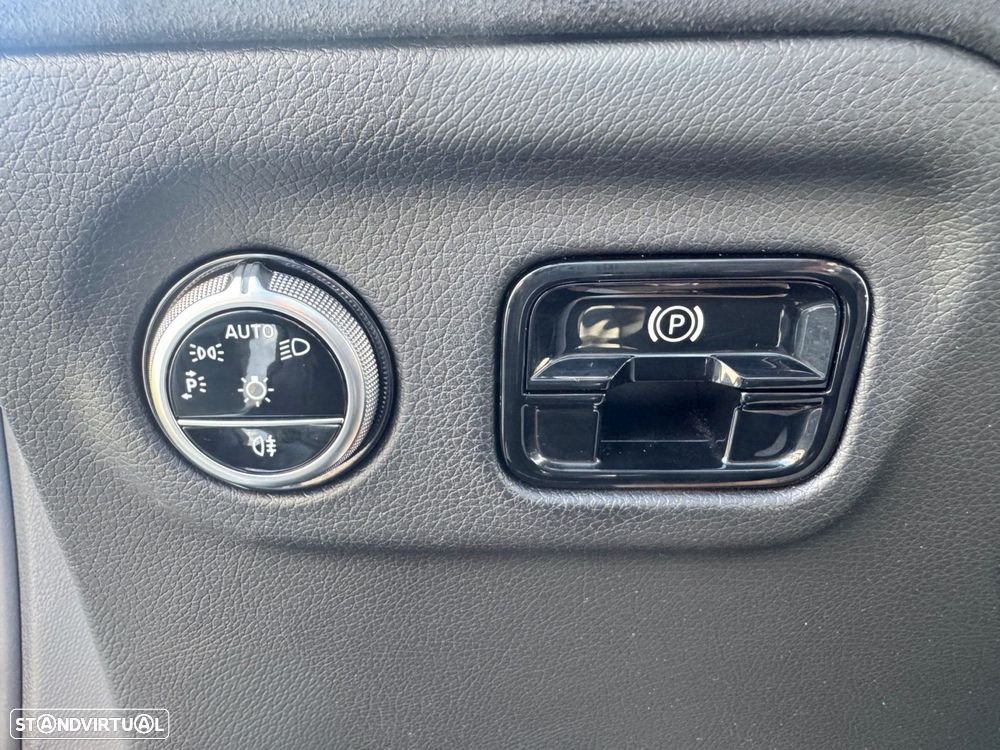 Mercedes-Benz EQE 350+ - 13