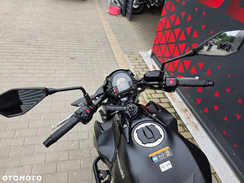 Kawasaki Z 650 - 16