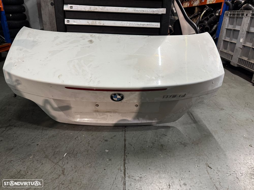 Tampa da Mala Bmw serie 1 cabrio de 2009 - 1