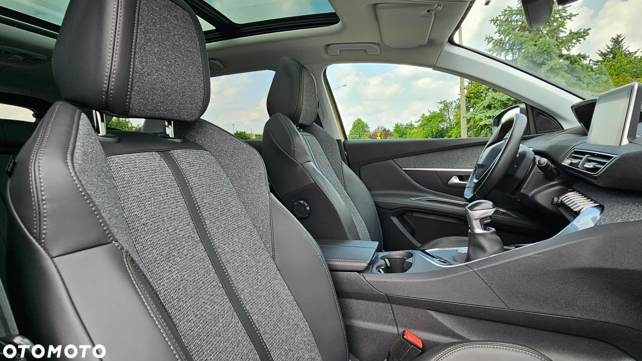 Peugeot 3008 1.2 PureTech Allure S&S - 37