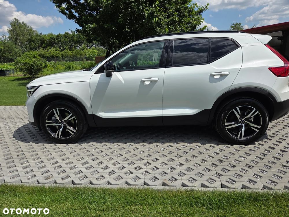 Volvo XC 40 B5 AWD Ultimate Dark - 3