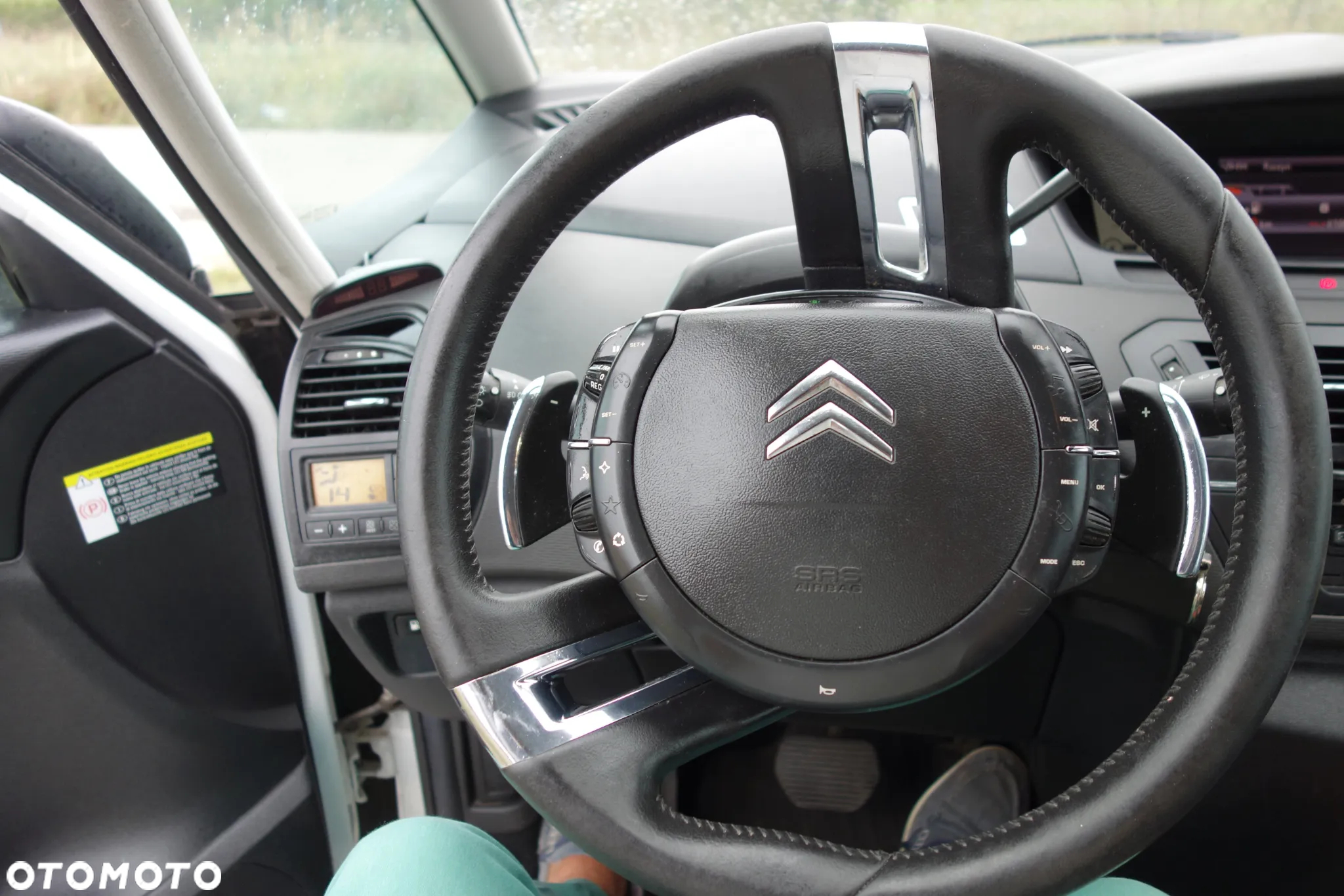 Citroën C4 Picasso 1.6 HDi Equilibre Navi Pack MCP - 18