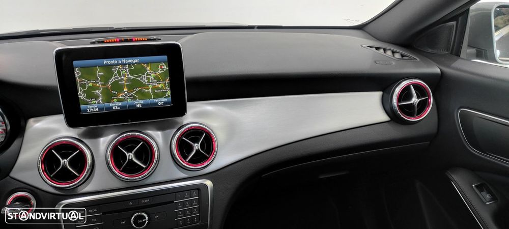 Mercedes-Benz CLA 180 CDI AMG Line - 25