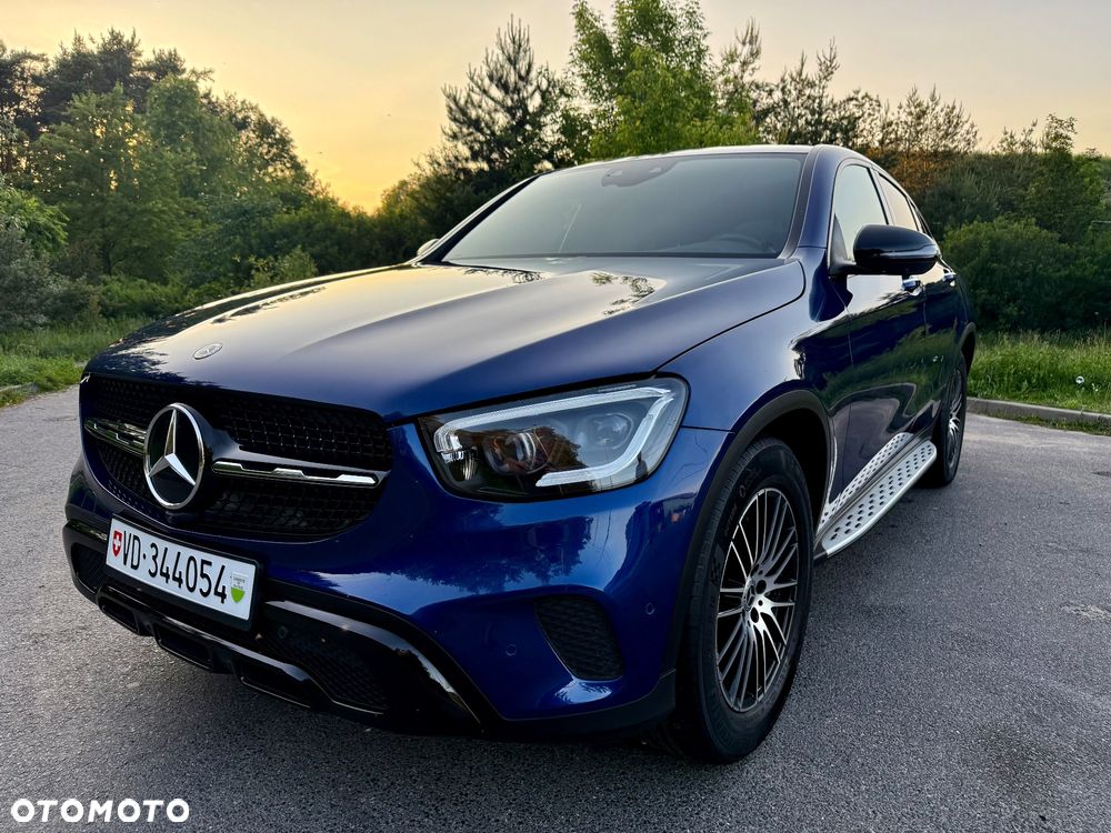 Mercedes-Benz GLC 200 4Matic 9G-TRONIC AMG Line - 1