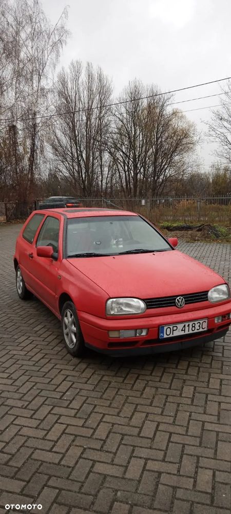 Volkswagen Golf - 4