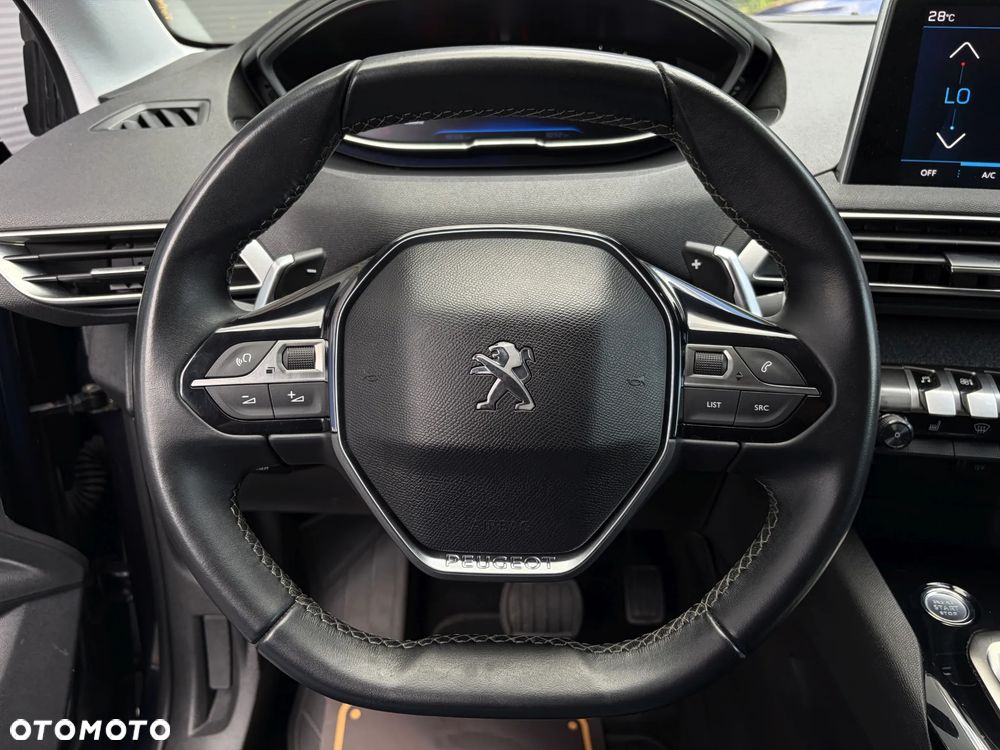 Peugeot 5008 1.6 PureTech Allure S&S EAT8 - 20