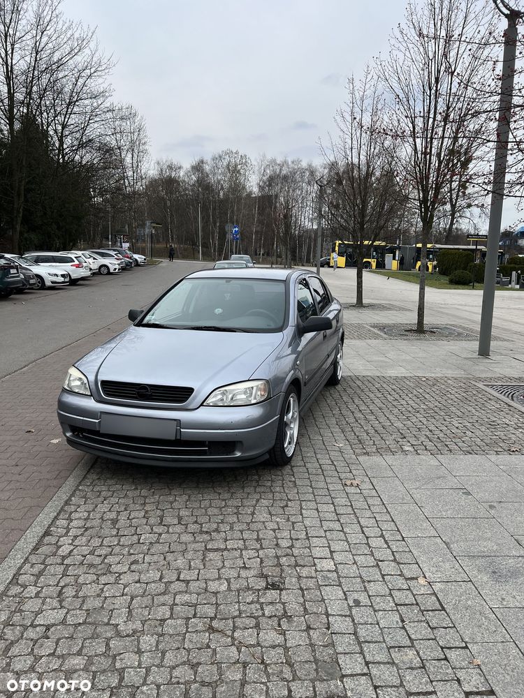 Opel Astra 1.6 Start - 13