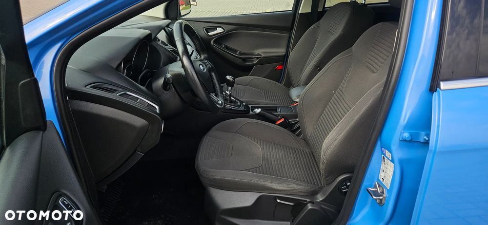 Ford Focus 2.0 TDCi Titanium ASS - 5