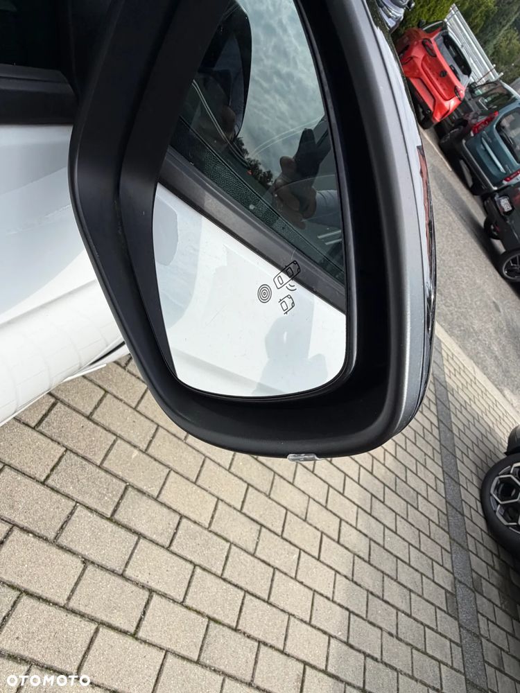 Opel Corsa 1.2 T mHEV GS eDCT - 14