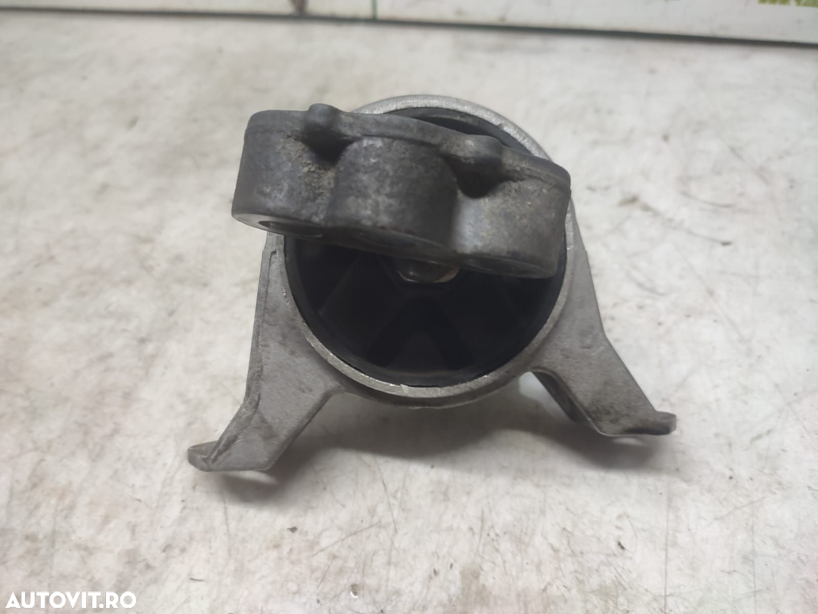 Suport motor 90539244 1.9 cdti Z19DTH Opel Zafira B [2005 - 2010] - 2