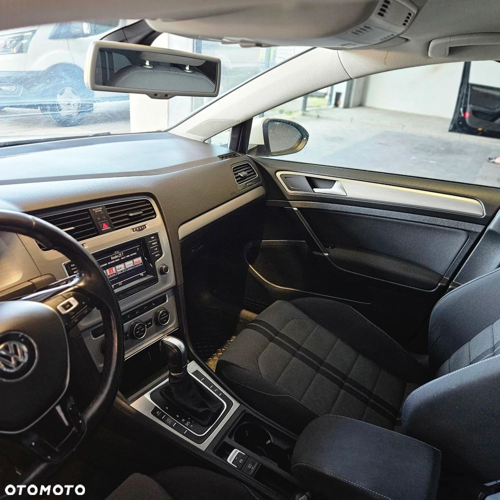 Volkswagen Golf 2.0 TDI (BlueMotion Technology) DSG Highline - 24