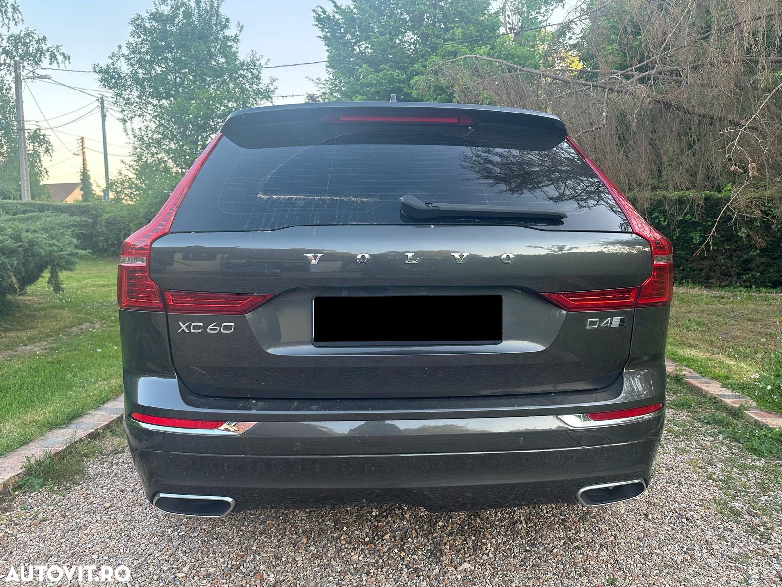 Volvo XC 60 D4 AWD Momentum - 10