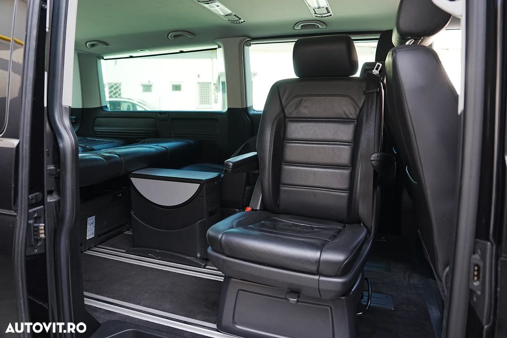 Volkswagen Multivan - 15