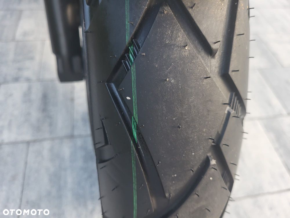 Suzuki V-STROM - 19