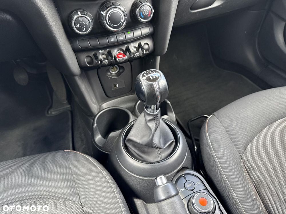 MINI Cooper - 16