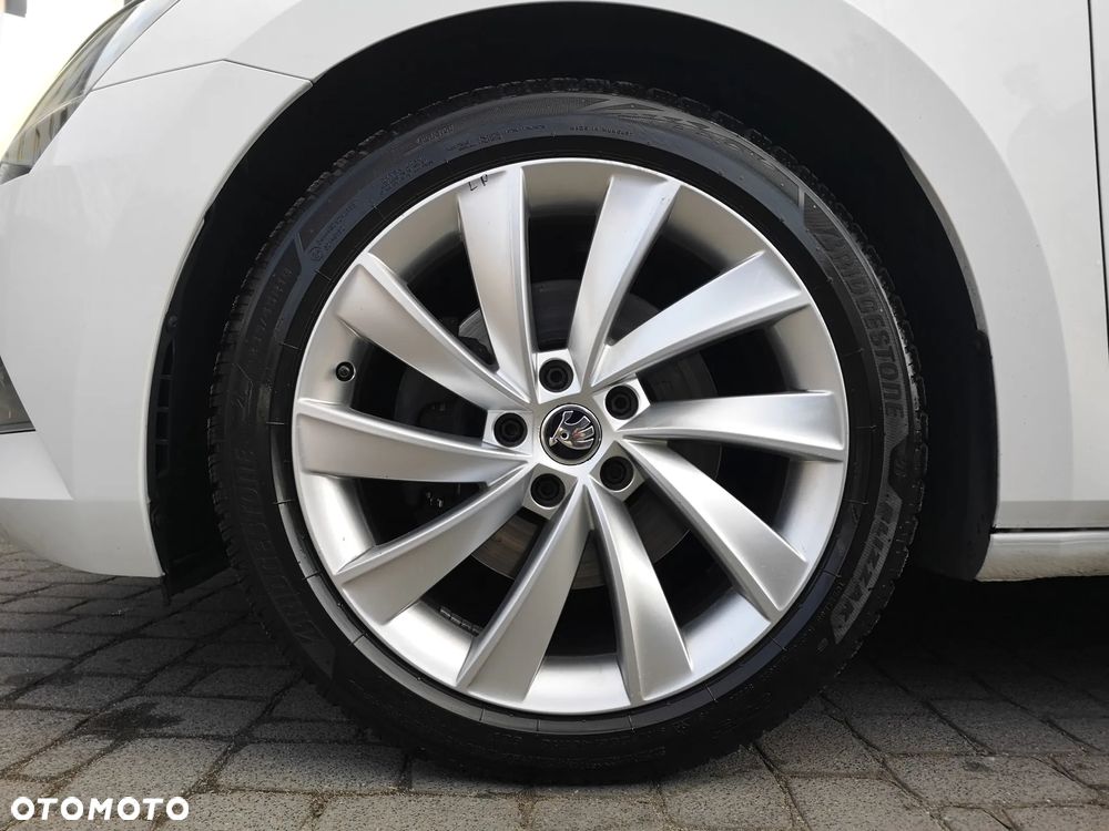 Skoda Superb 2.0 TDI 4x4 Style DSG - 29