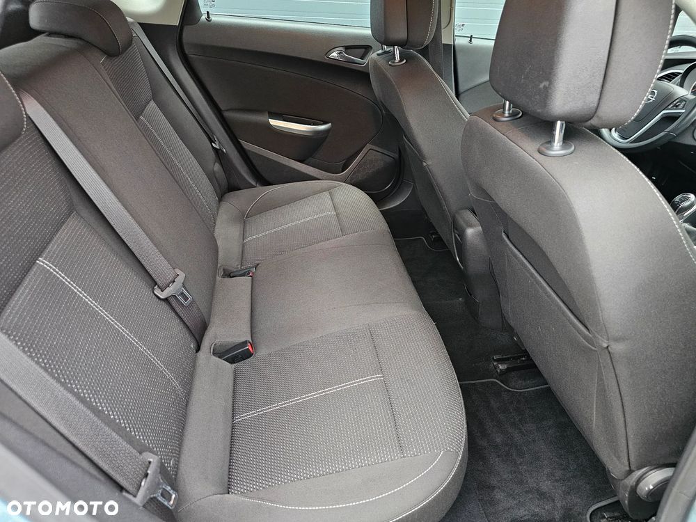 Opel Astra 1.4 ecoFLEX Cosmo - 19