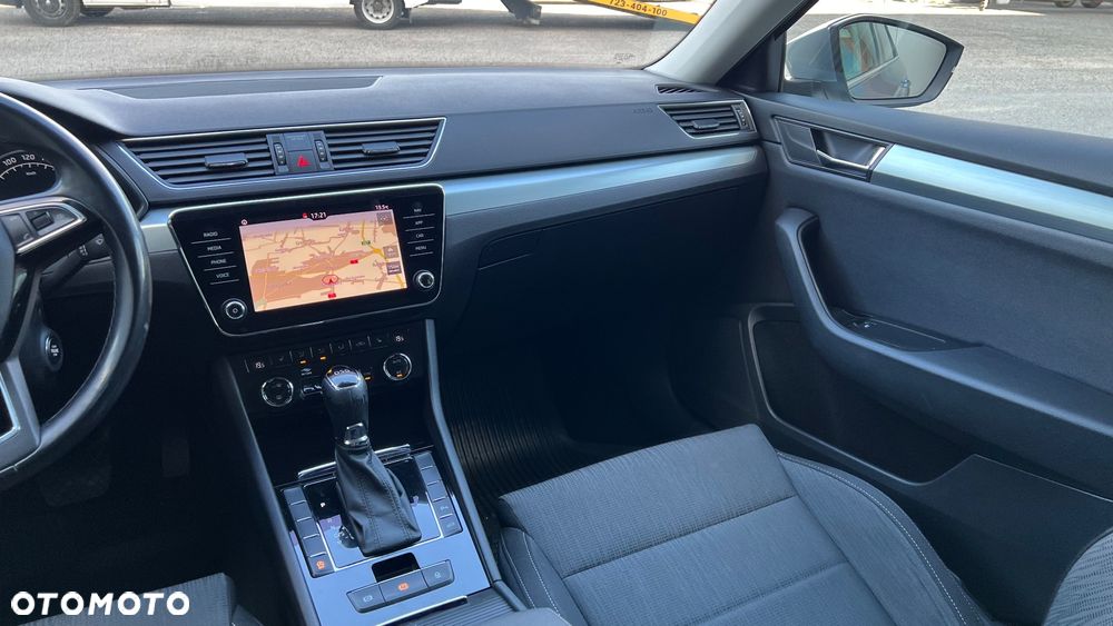 Skoda Superb 2.0 TDI Ambition DSG - 13