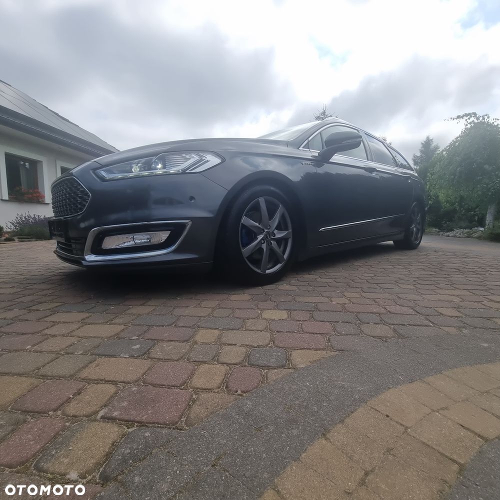 Ford Mondeo 2.0 TDCi STart-Stopp PowerShift-Aut Allrad Vignale - 4