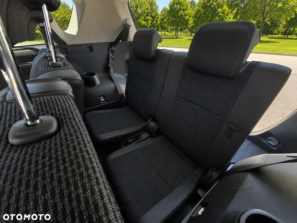 Toyota Verso 1.8 Premium EU5 7os - 12