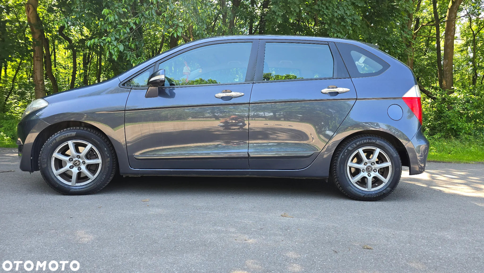 Honda FR-V 1.7 - 16