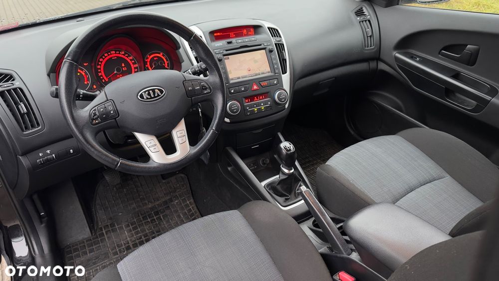 Kia Ceed 1.6 CVVT LX - 31