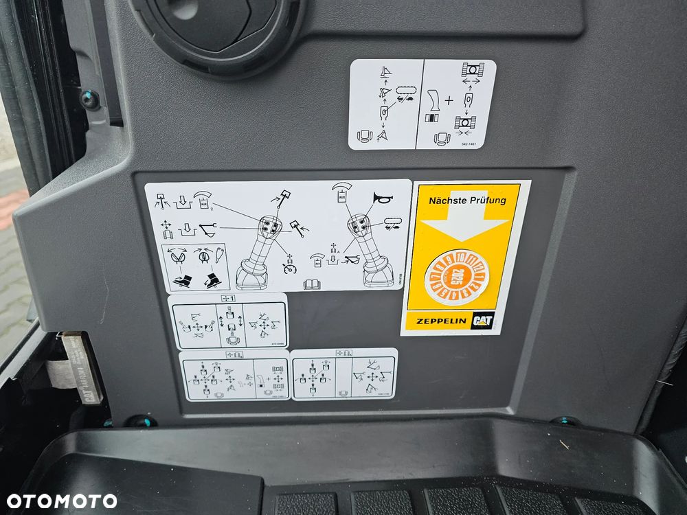 Caterpillar 301.8 05A - 23