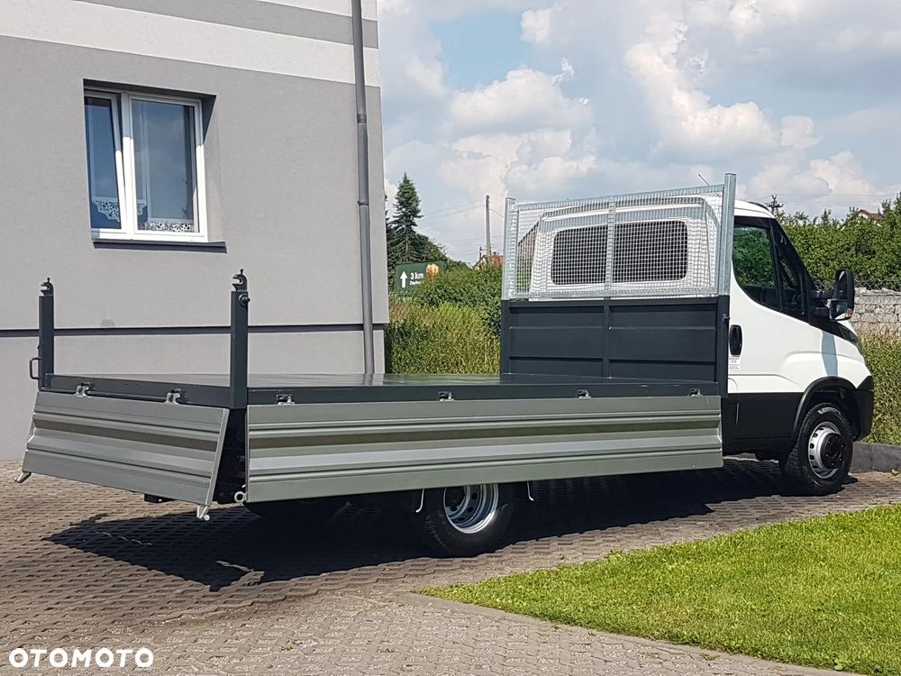 Iveco 70C18 WYWROTKA 3 STRONNA KIPER 4,0x2,2 BLIŹNIAKI 7 TON KLIMA HAK MANUAL 6-BIEGÓW - 25