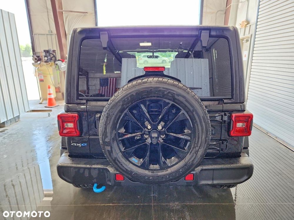 Jeep Wrangler Unlimited GME 2.0 Turbo Sahara - 2