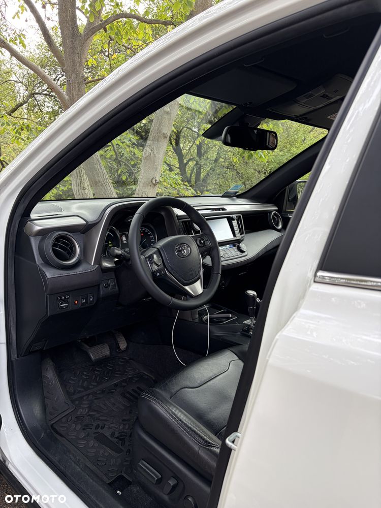 Toyota RAV4 Hybrid Prestige 4x4 - 9