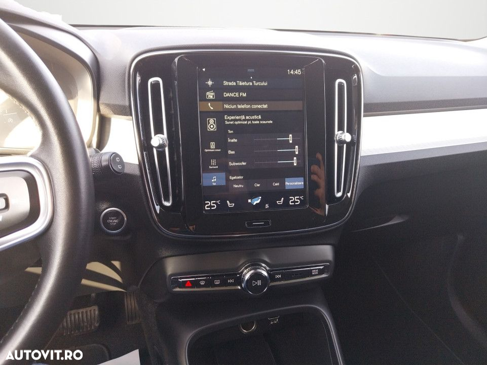 Volvo XC 40 - 16
