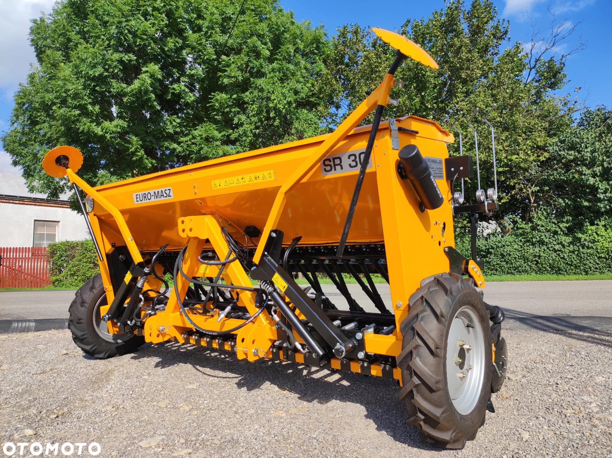 Siewnik zbożowy 2,5/2,7/3m EURO-MASZ stopkowy/dwutalerzowy; znacznik HYDRAULICZNY ścieżki - 7