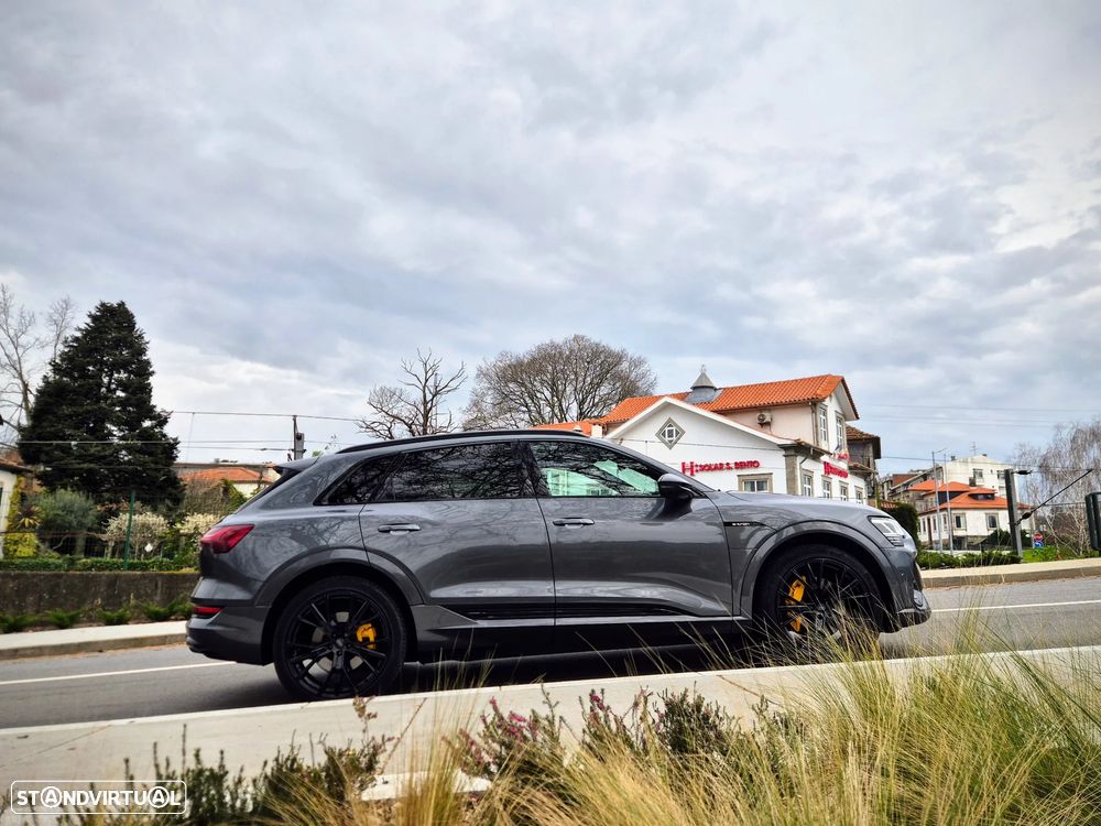 Audi e-tron 50 quattro S line - 17