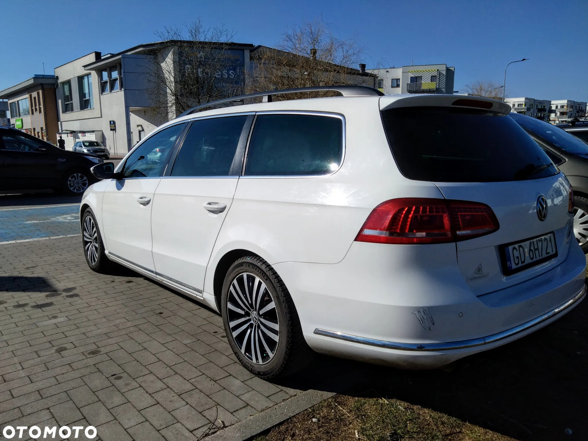 Volkswagen Passat 2.0 TDI Comfortline DSG - 6
