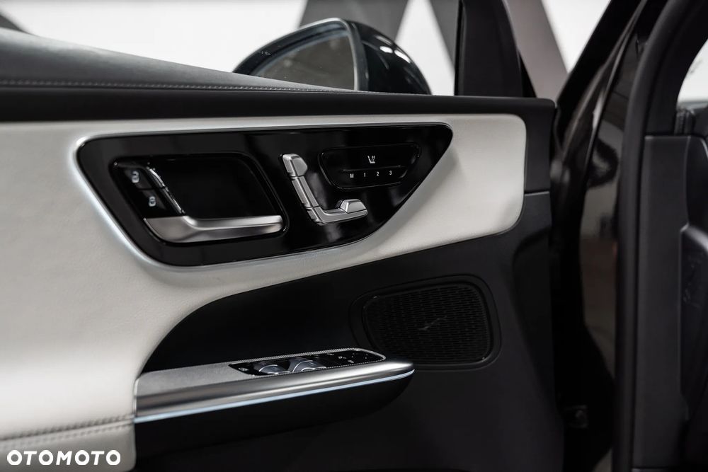 Mercedes-Benz GLC 200 d mHEV 4-Matic AMG Line - 25